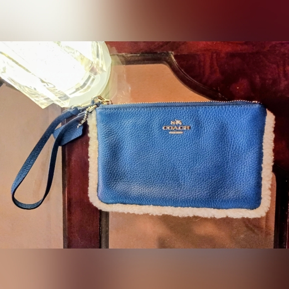 Coach Denim Blue and Ecru Sherpa Wristlet - Picture 1 of 4